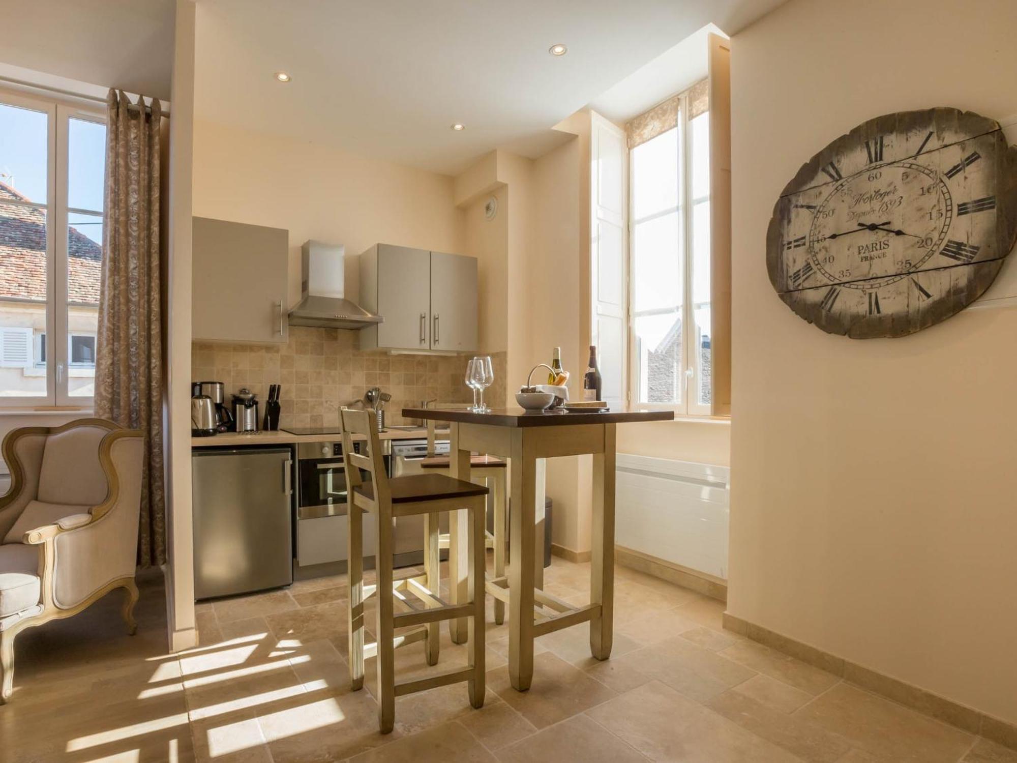 Le Cara - 4 Appartements Calmes Et Chics Au Coeur De Beaune Beaune  Værelse billede