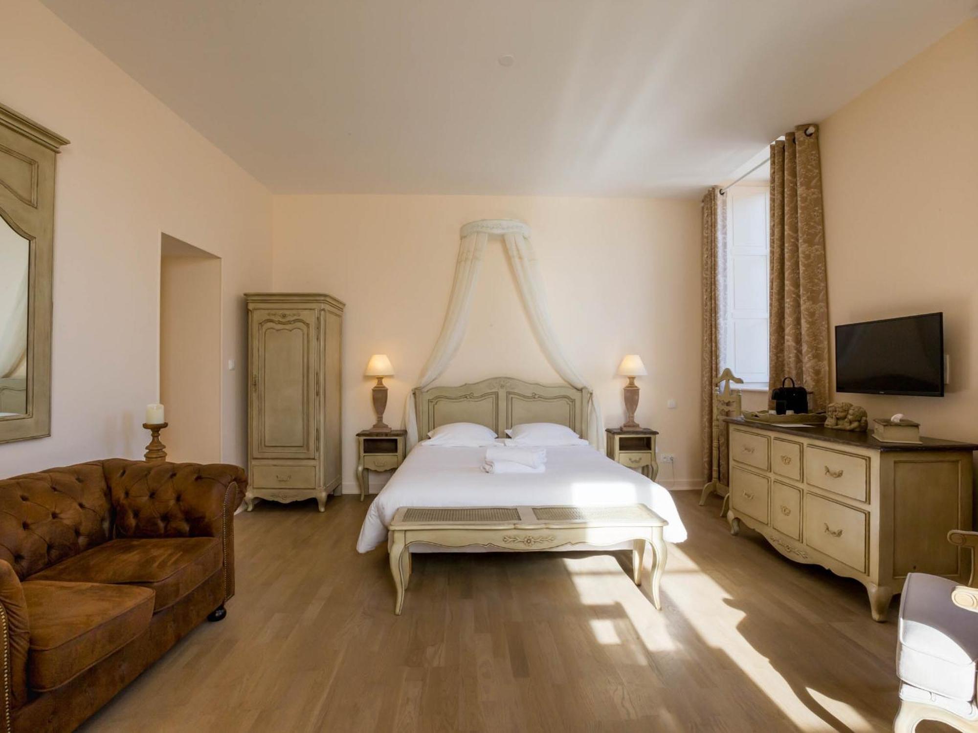 Le Cara - 4 Appartements Calmes Et Chics Au Coeur De Beaune Beaune  Værelse billede