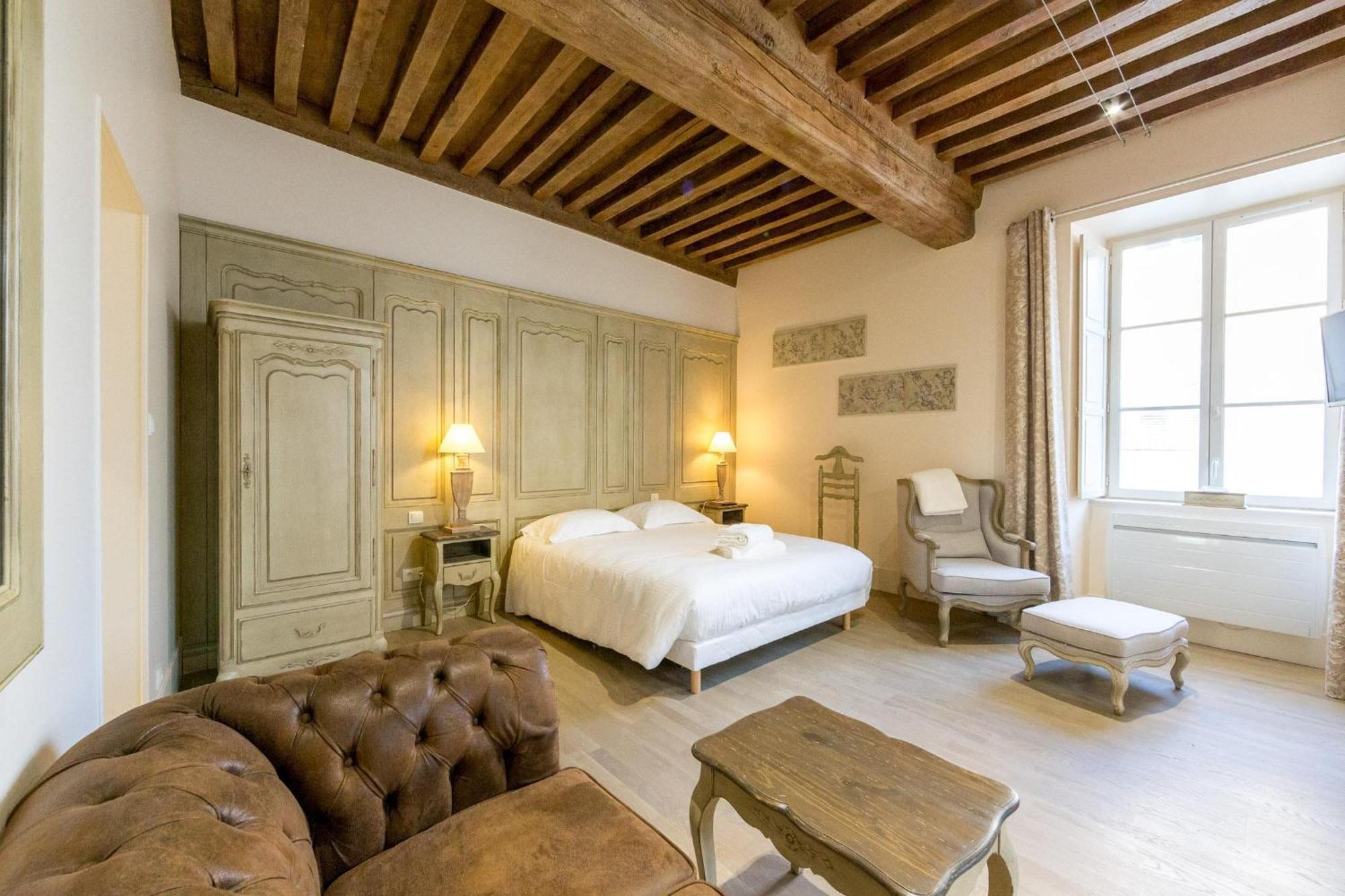 Le Cara - 4 Appartements Calmes Et Chics Au Coeur De Beaune Beaune  Værelse billede