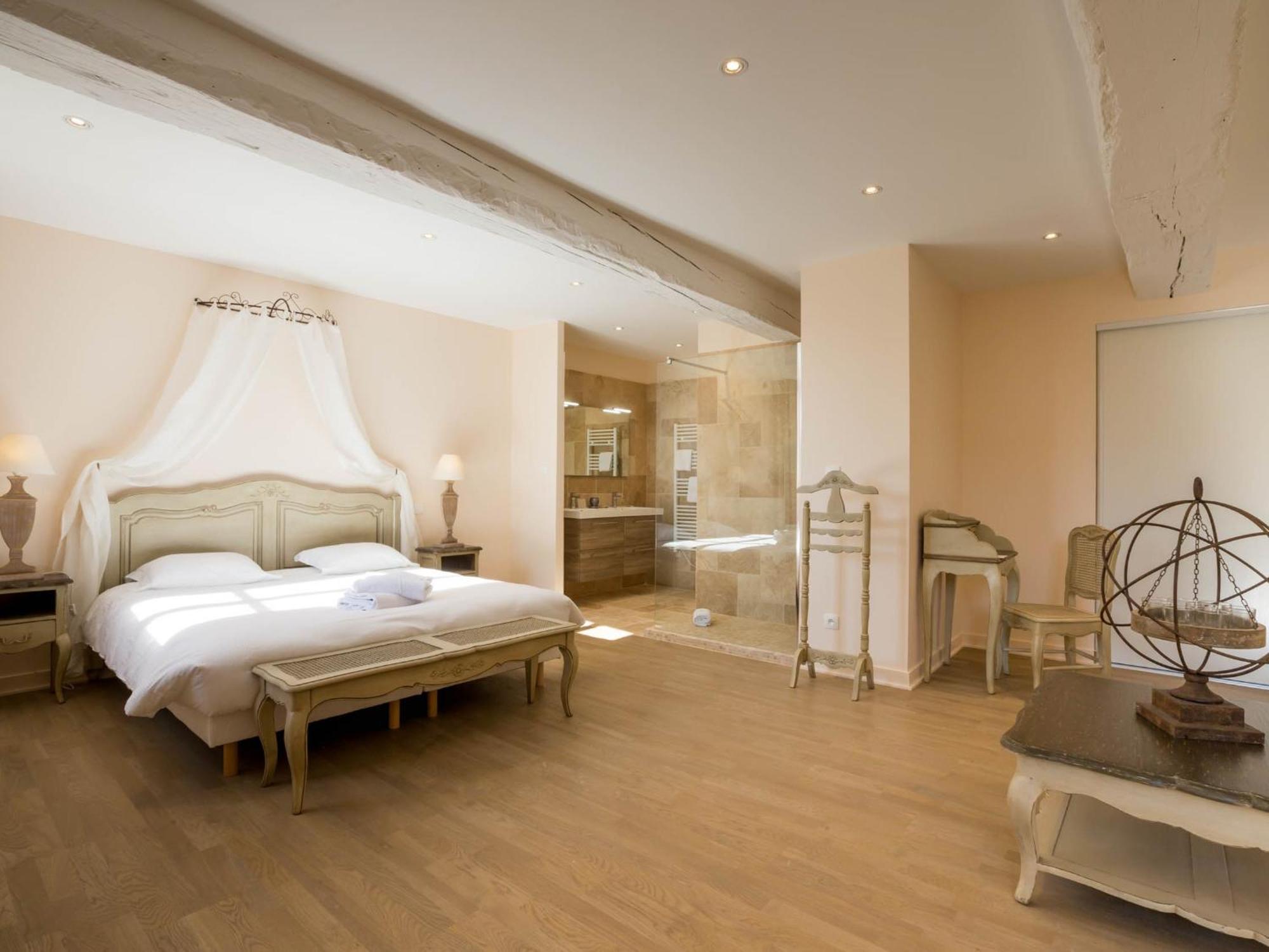Le Cara - 4 Appartements Calmes Et Chics Au Coeur De Beaune Beaune  Værelse billede